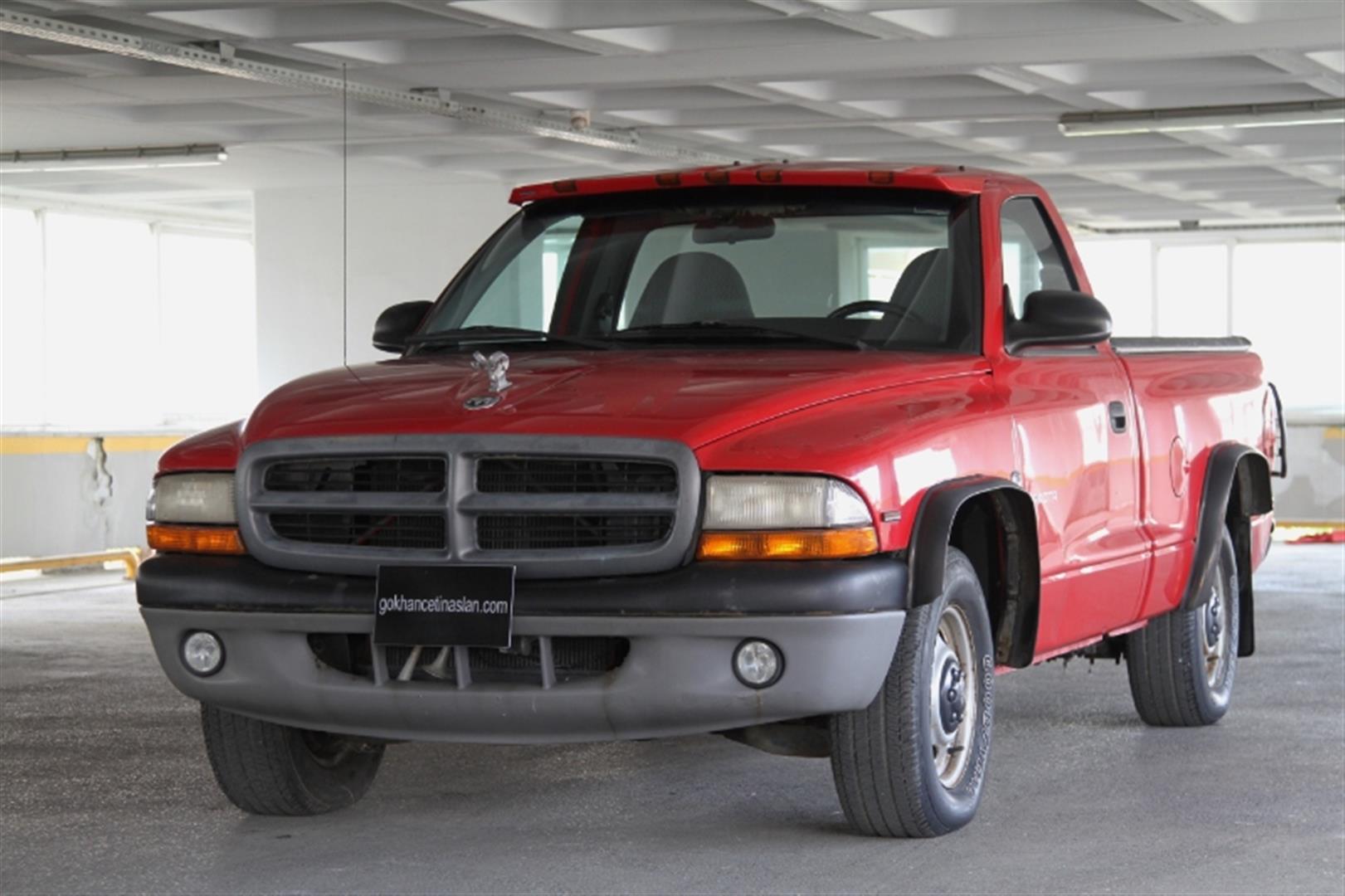 2023 dodge dakota kamyonu